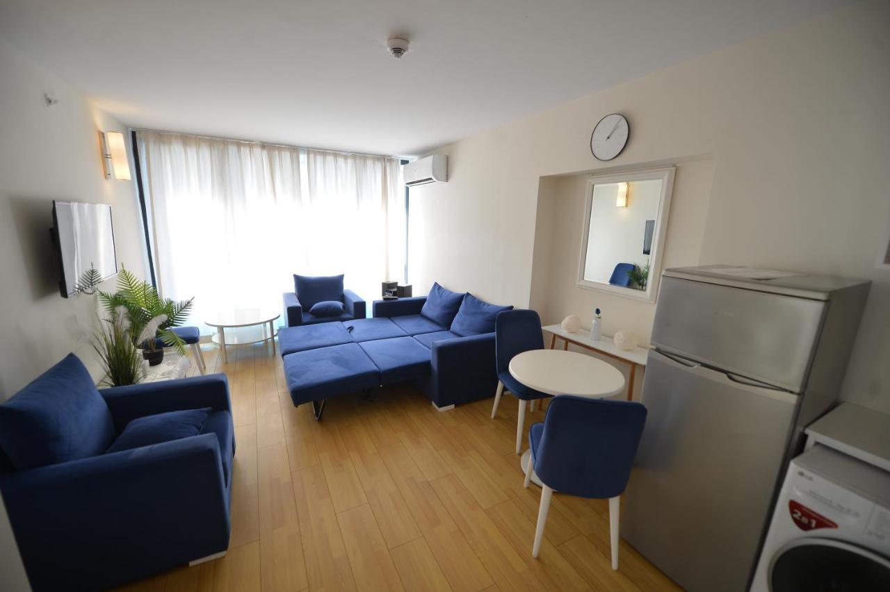 Panorama Orbi City Center Suite Batumi Bagian luar foto