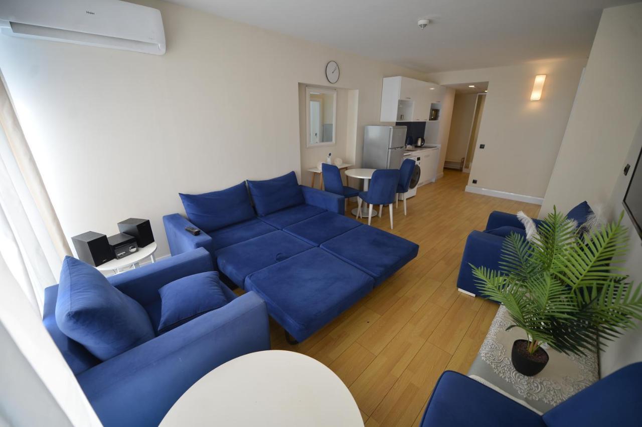 Panorama Orbi City Center Suite Batumi Bagian luar foto